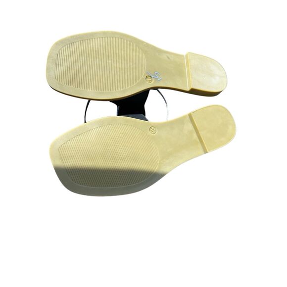 Daisy Fuentes nwt sandals size 6.5 - Picture 2 of 2